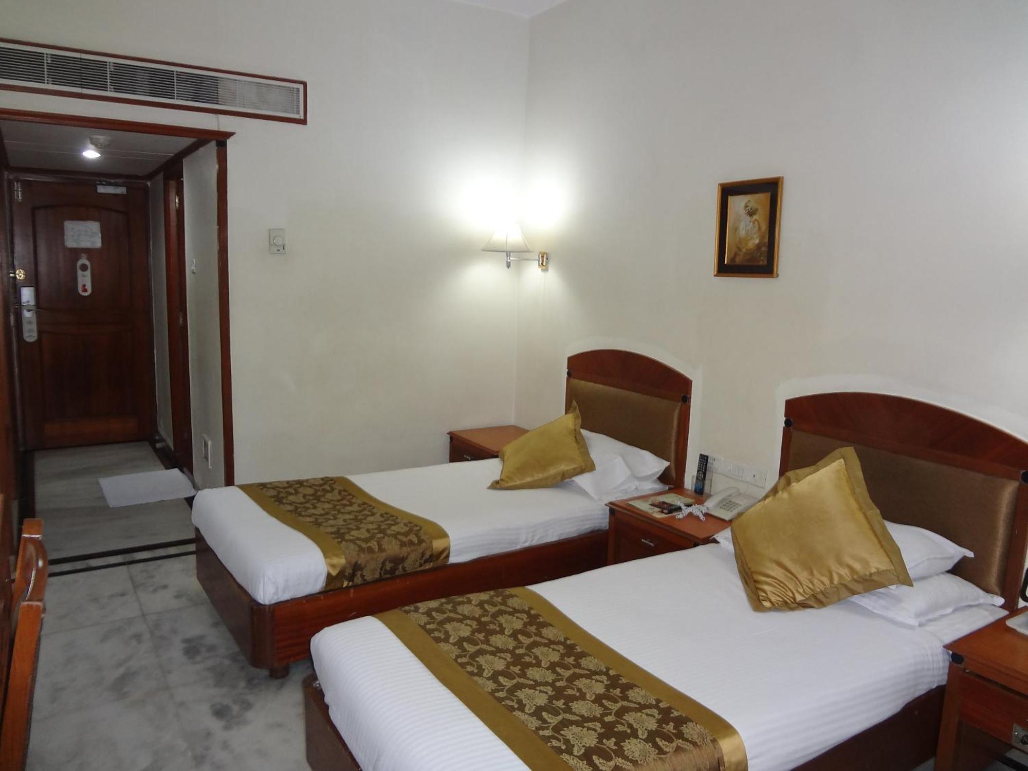 Daspalla Executive Court Visakhapatnam Esterno foto