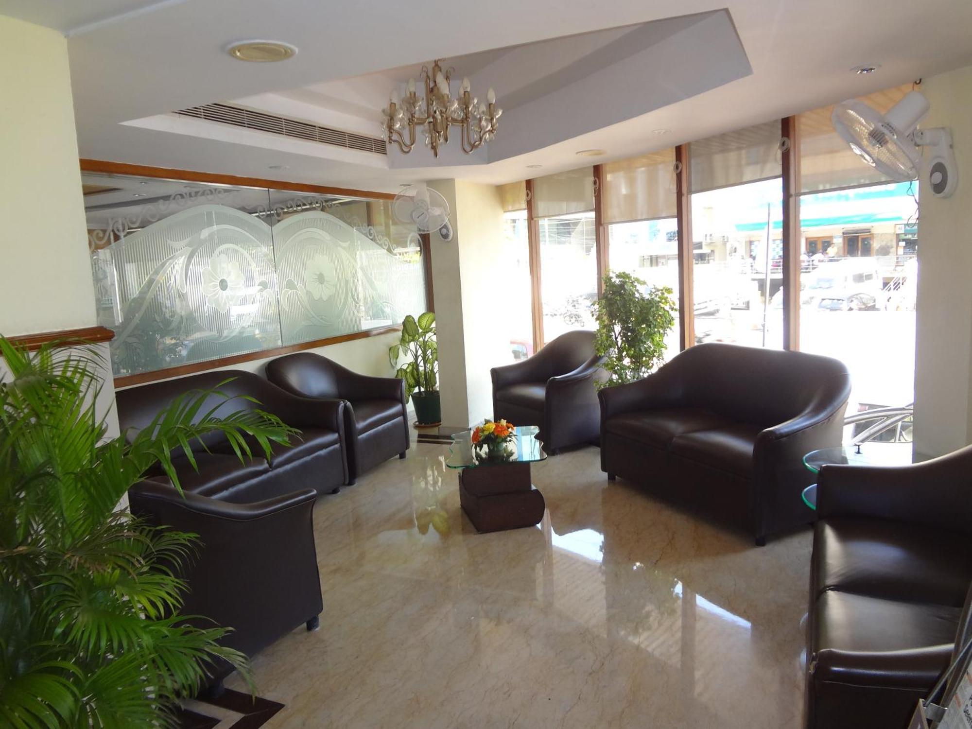 Daspalla Executive Court Visakhapatnam Esterno foto