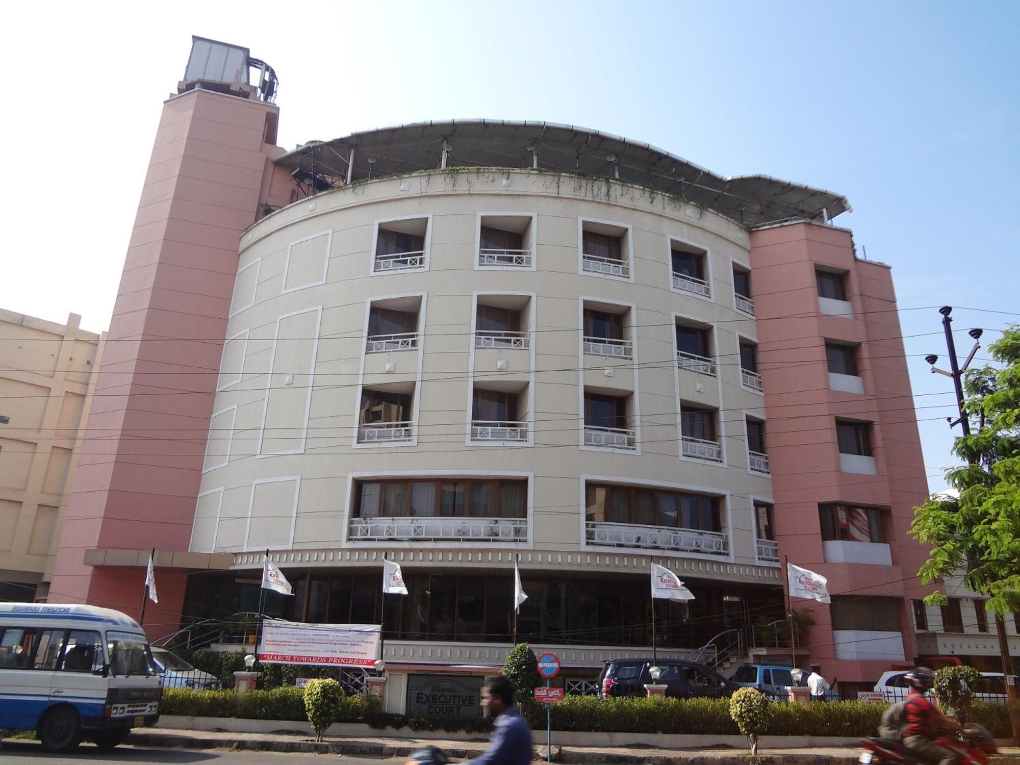 Daspalla Executive Court Visakhapatnam Esterno foto